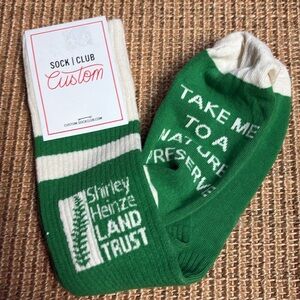 NWT Sock Club Shirley Heinze Land Trust Take Me 2 A Nature Preserve Green Socks
